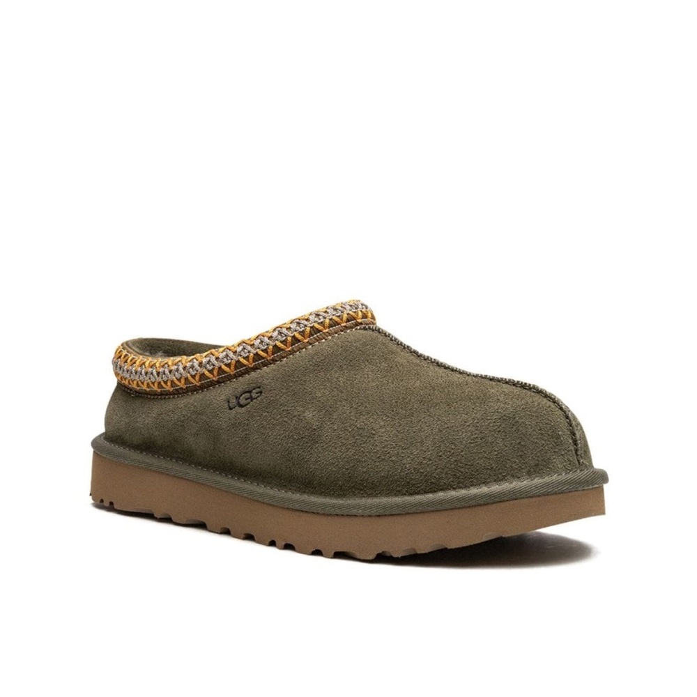 NWOB UGG Tasman